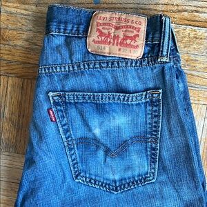 Levi's Classic Blue Slim Straight Jeans